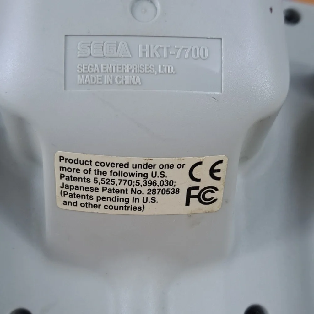2 Vintage Sega Dreamcast OEM controllers White & Blue Ocean Clear # HKT-700 test